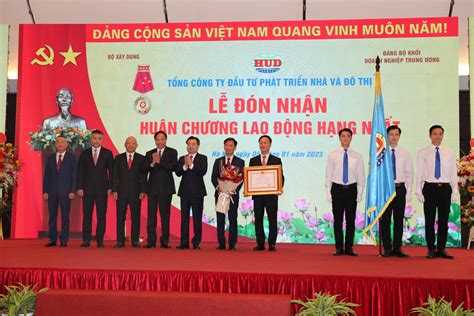 CÔNG TY ĐẦU TƯ PHÁT TRIỂN CÔNG NGHỆ MỚI .
